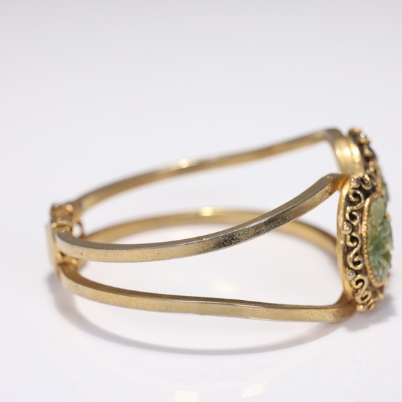 Vintage Jade Flower Gold Tone Clamper Cuff Bracelet - Picture 2 of 6